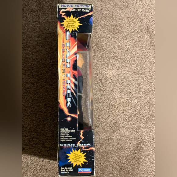 Star Trek Generations Doll - Picture 6 of 8